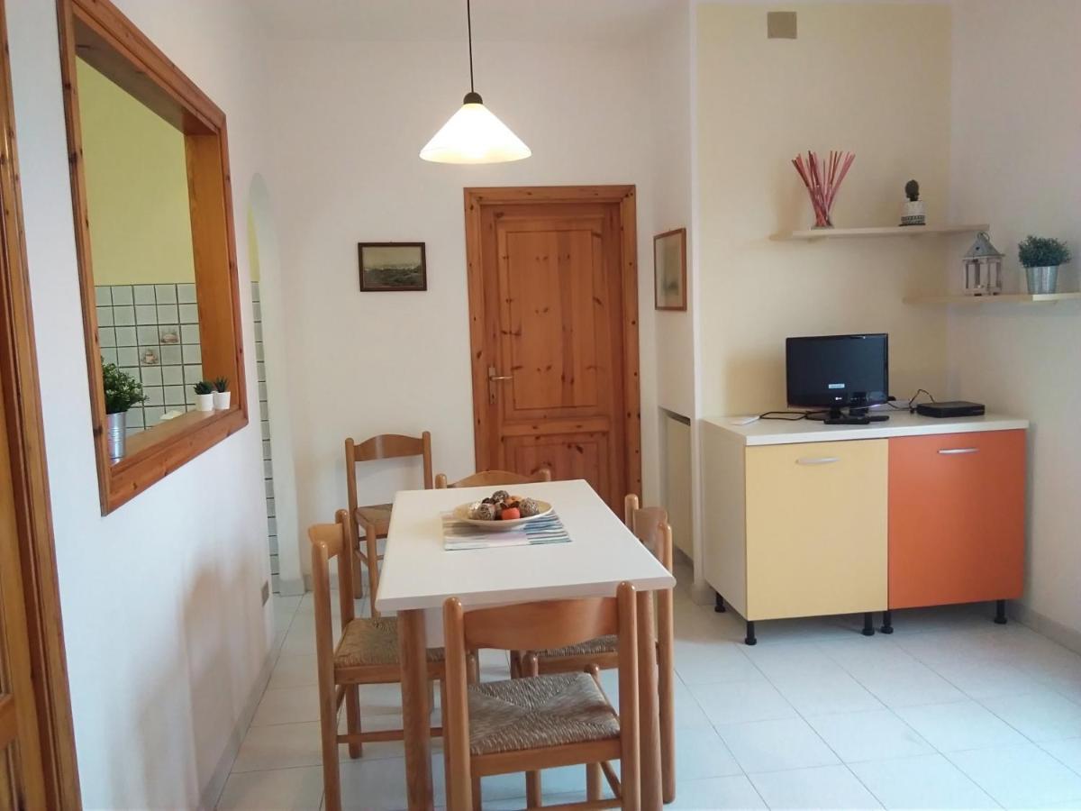 Casa Barbara - Servizi Inclusi - Services Included カポリーヴェリ エクステリア 写真